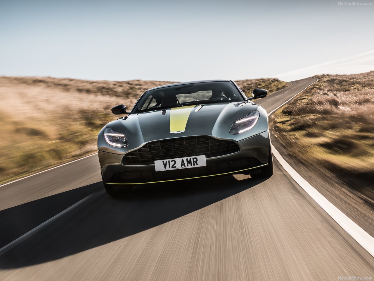 2019 Aston Martin DB11 AMR resmen ortaya çıktı