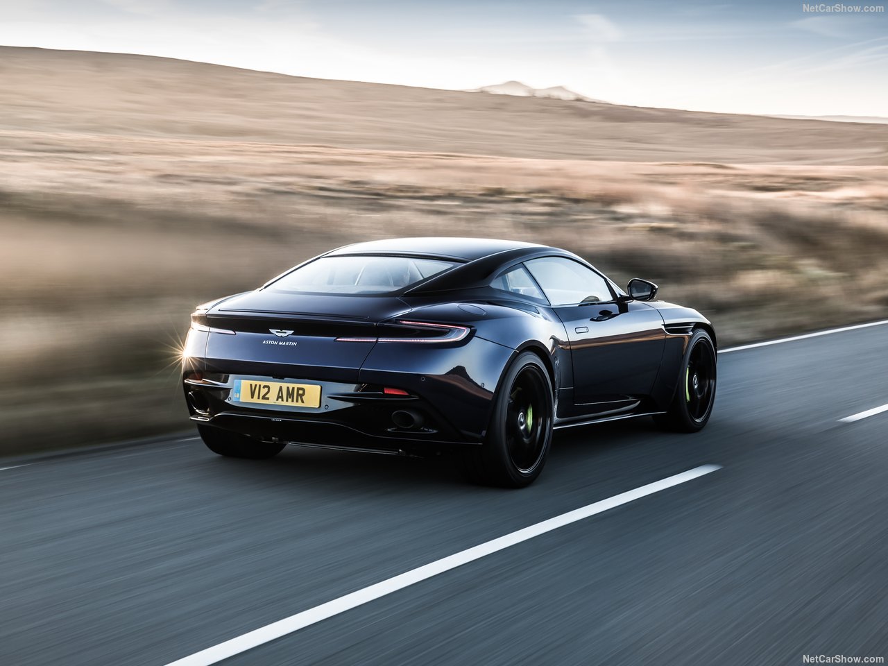 2019 Aston Martin DB11 AMR resmen ortaya çıktı