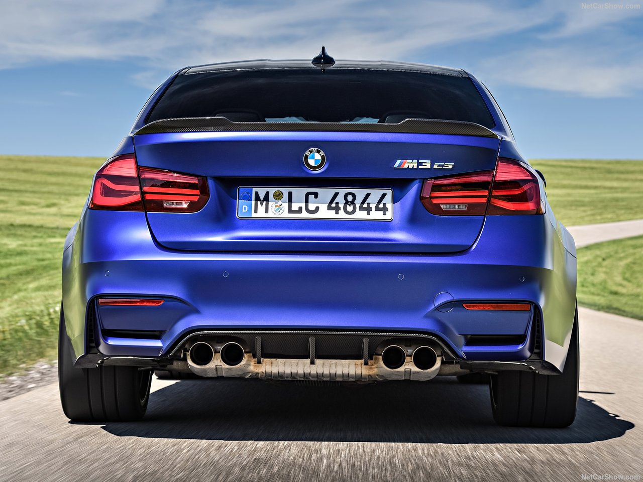 2018 BMW M3 CS neler sunuyor?