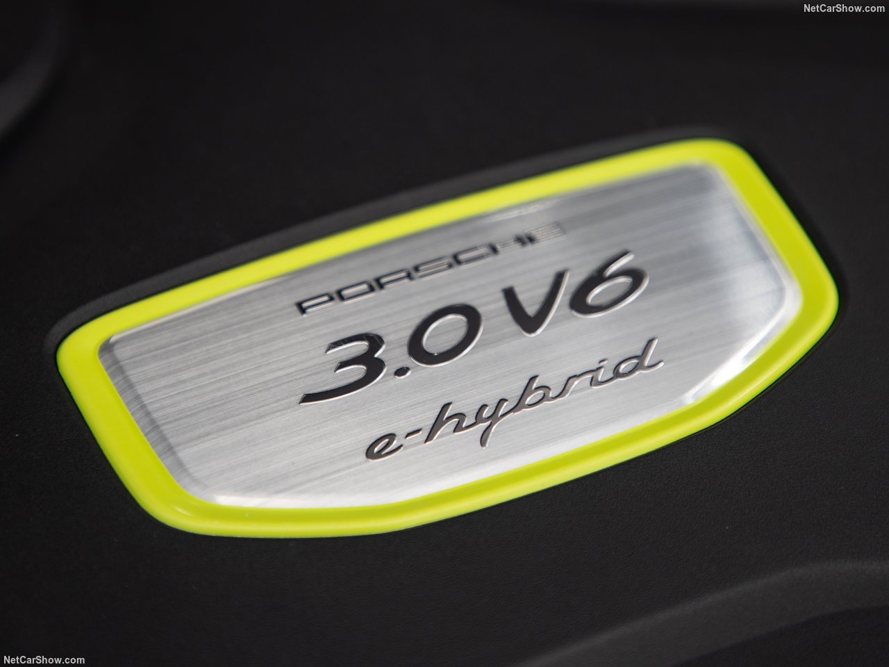 Porsche'nin melez canavarı 2019 Cayenne E-Hybrid 