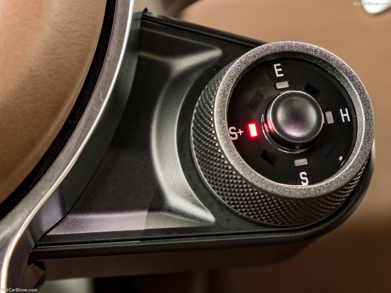 Porsche'nin melez canavarı 2019 Cayenne E-Hybrid 