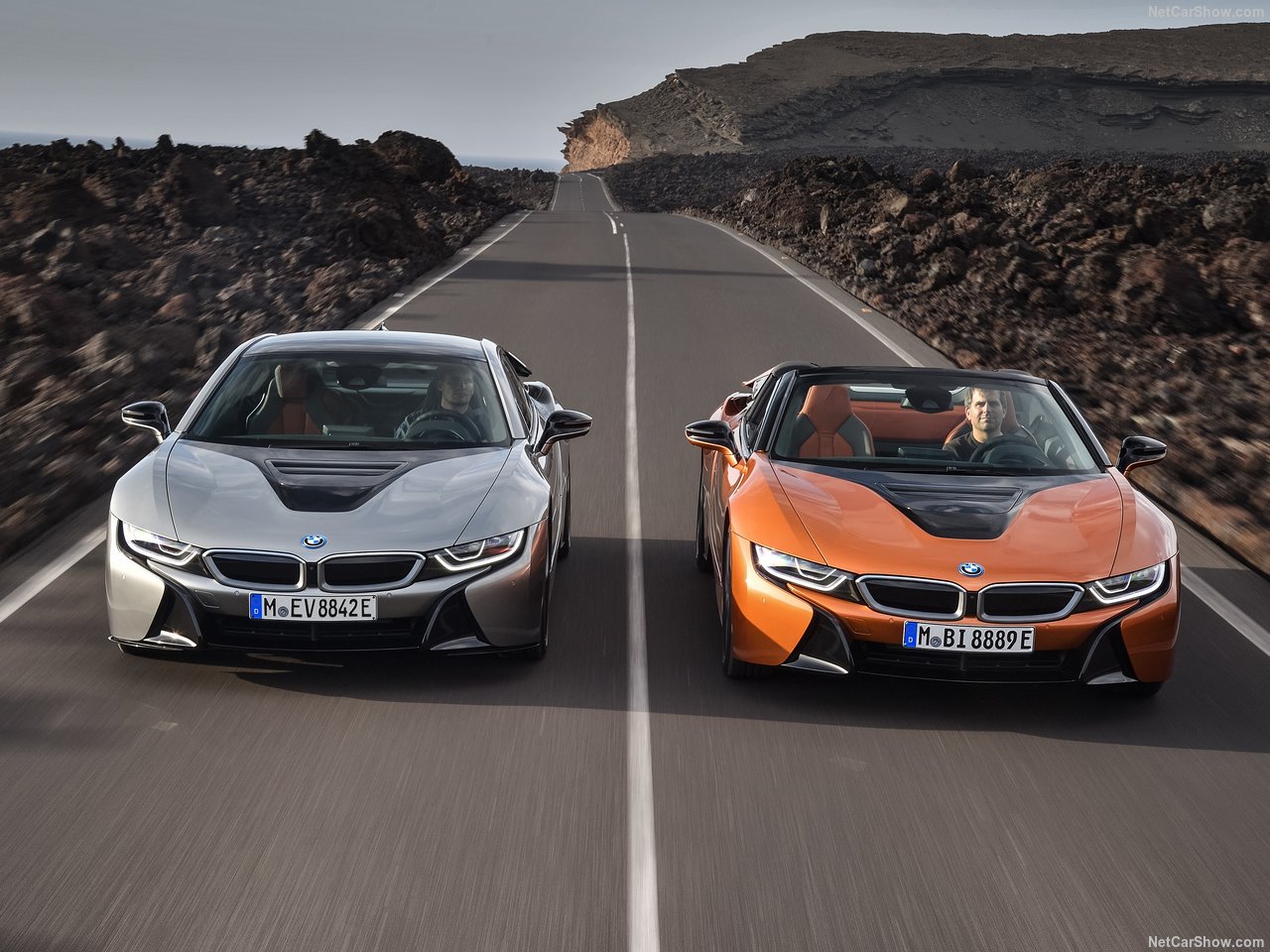 BMW'nin hibrit canavarı: 2019 BMW i8 Roadster