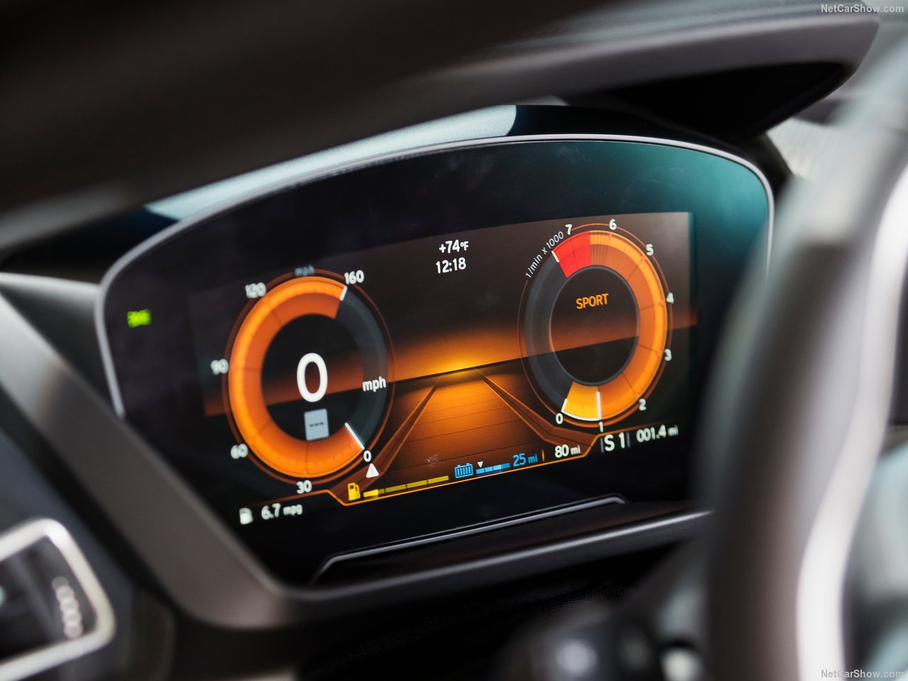 BMW'nin hibrit canavarı: 2019 BMW i8 Roadster