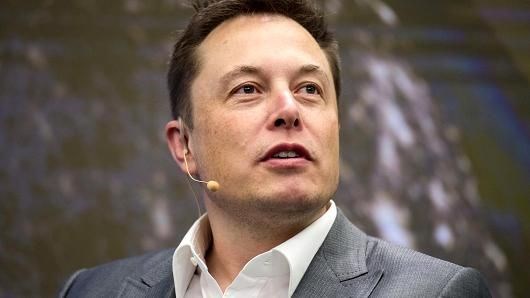 Elon Musk Twitter'dan cevap verdi