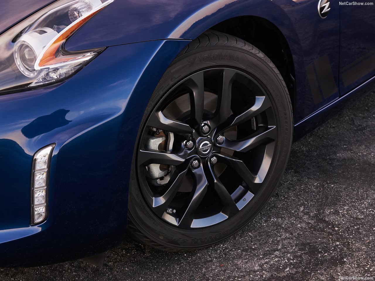 2019 Nissan 370Z Heritage Edition