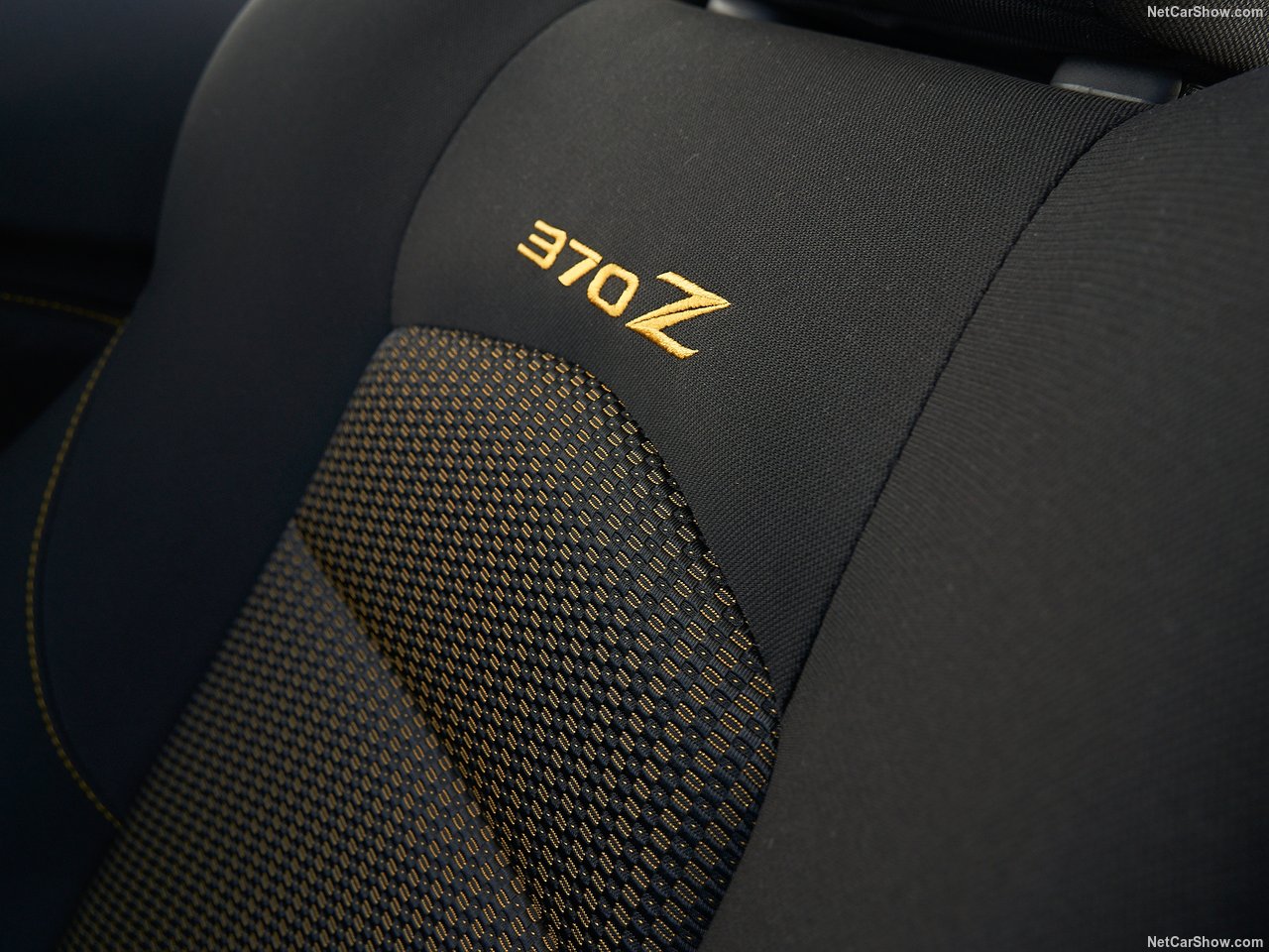 2019 Nissan 370Z Heritage Edition