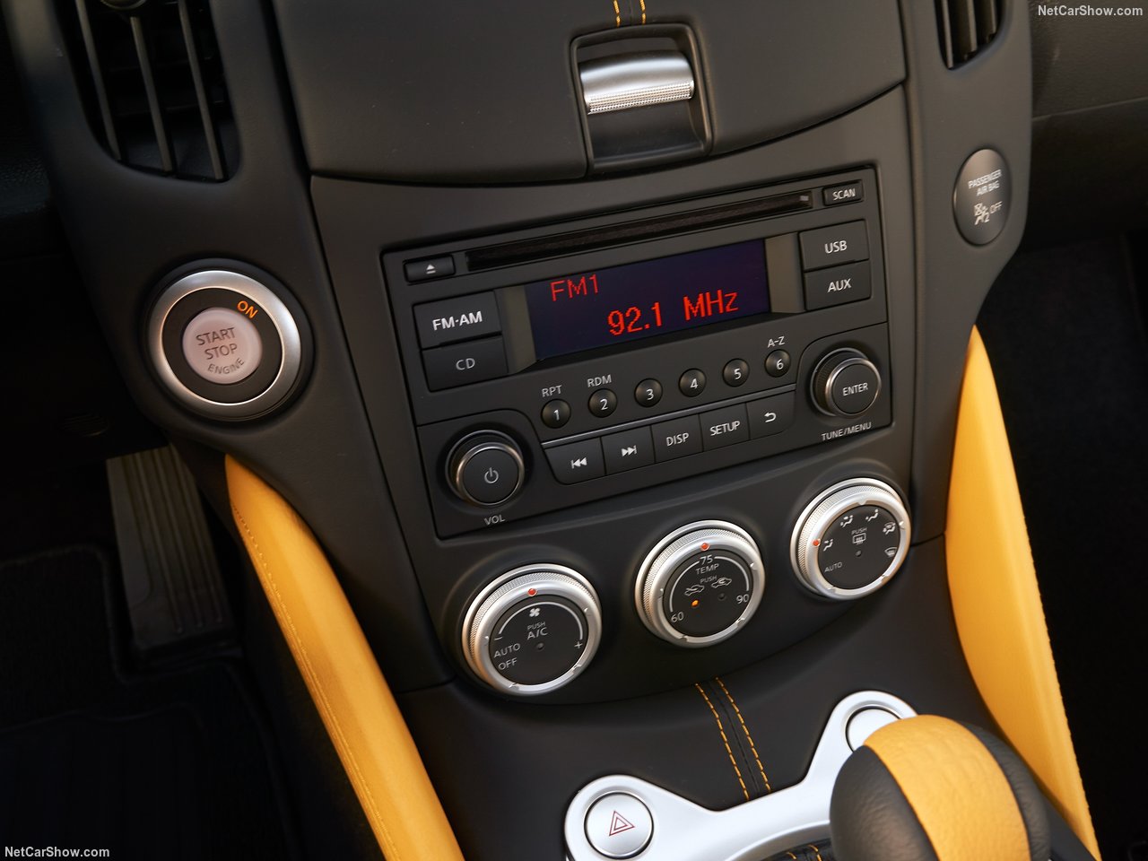 2019 Nissan 370Z Heritage Edition