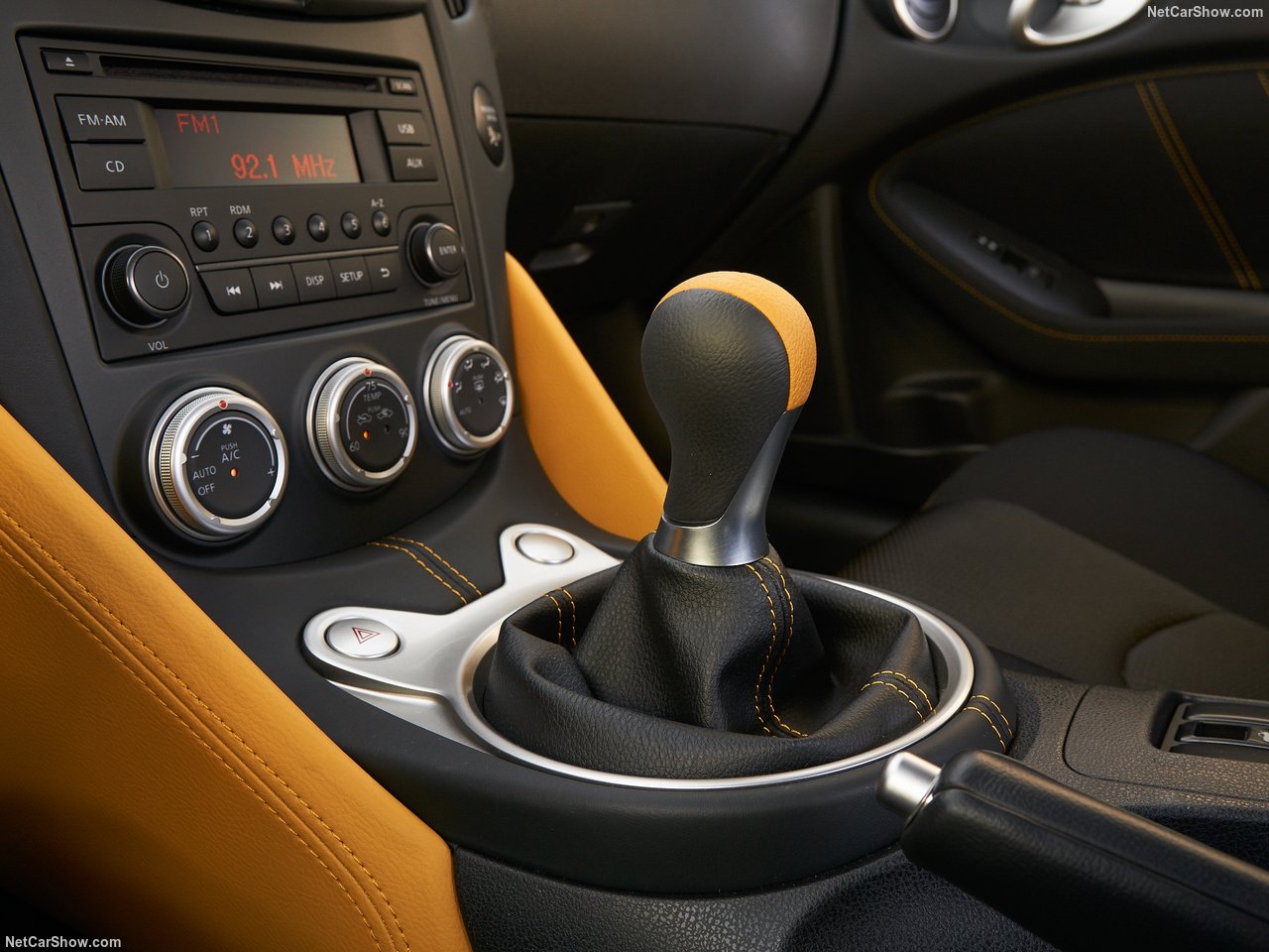 2019 Nissan 370Z Heritage Edition