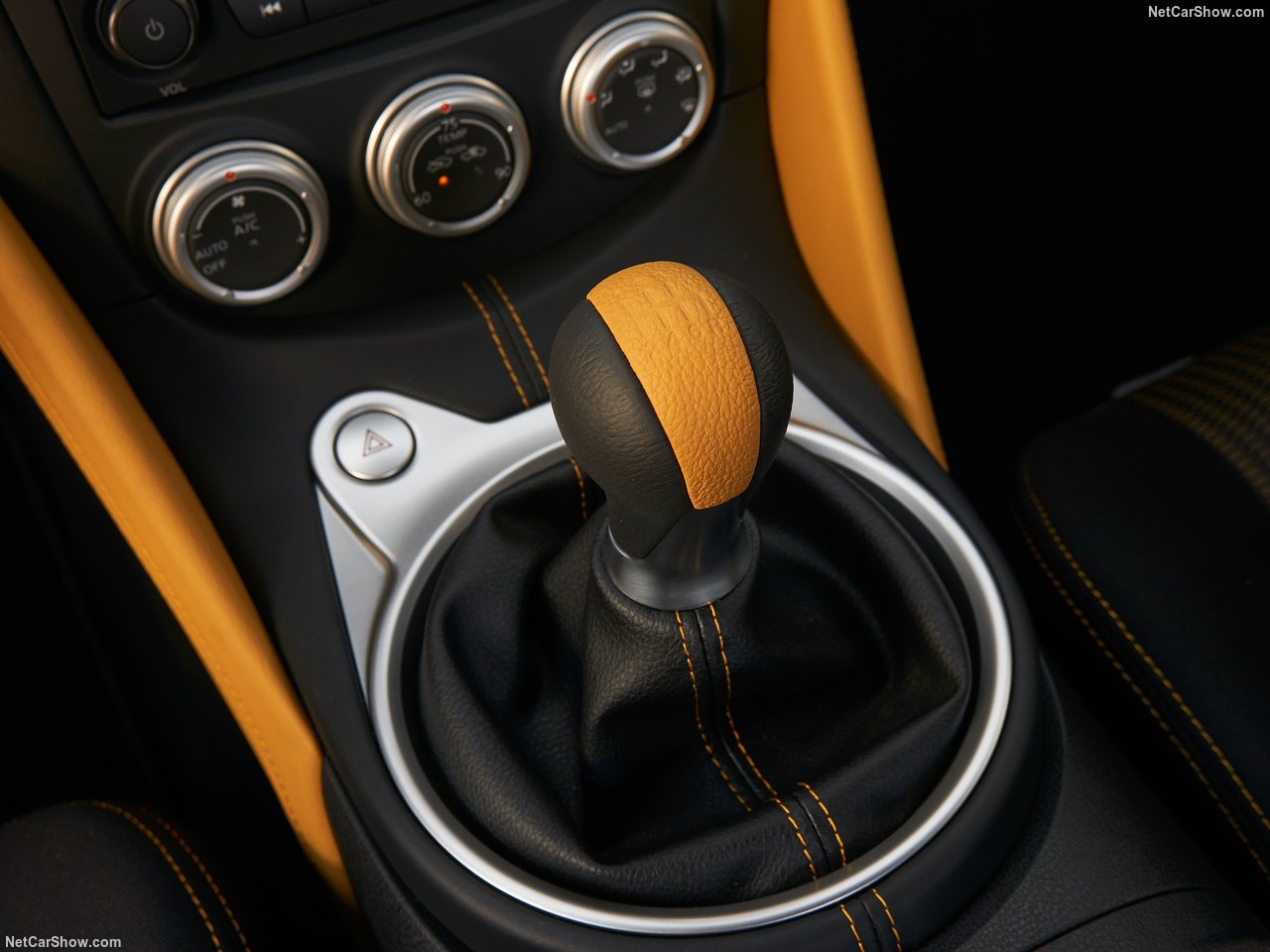 2019 Nissan 370Z Heritage Edition