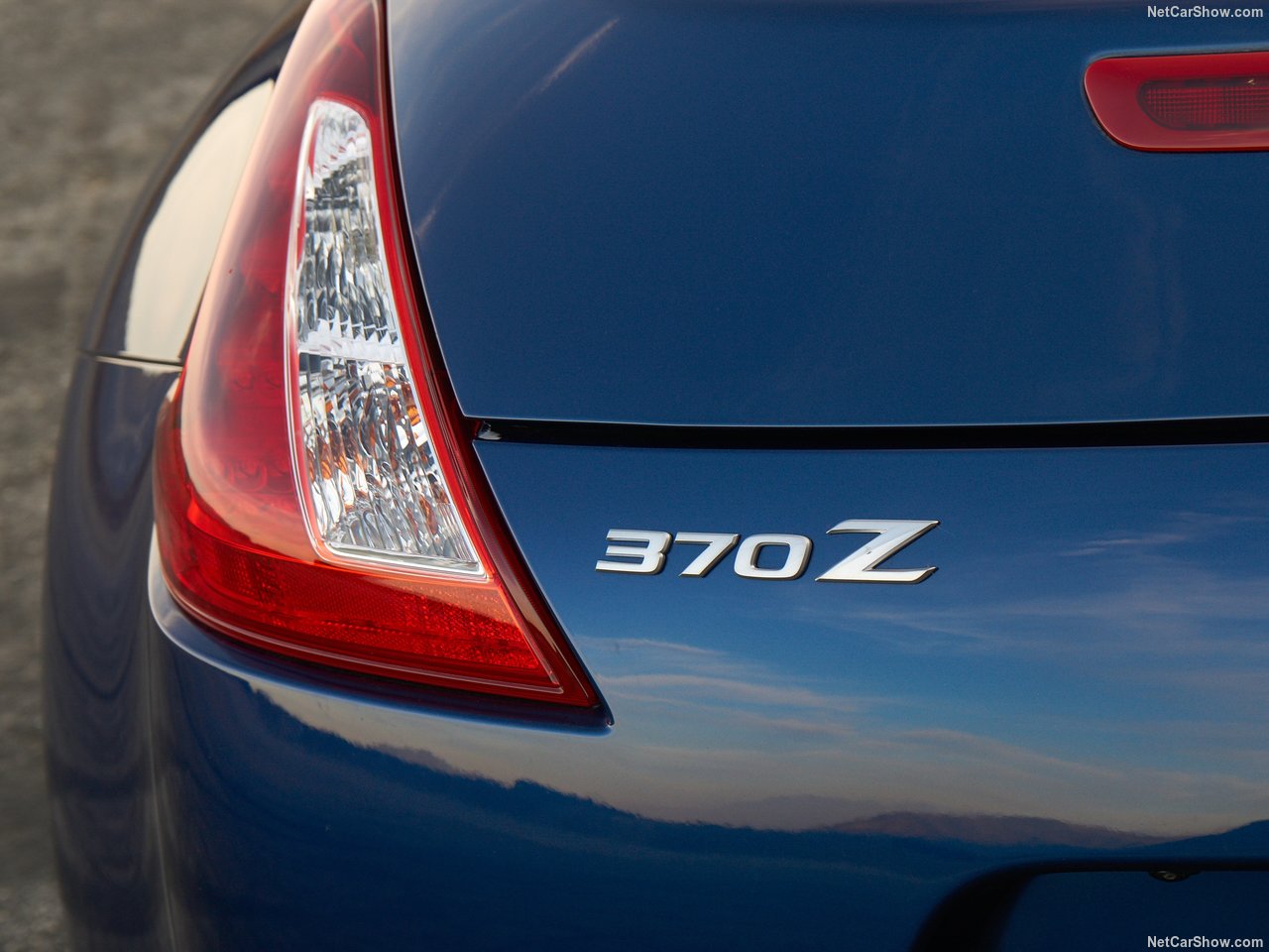 2019 Nissan 370Z Heritage Edition