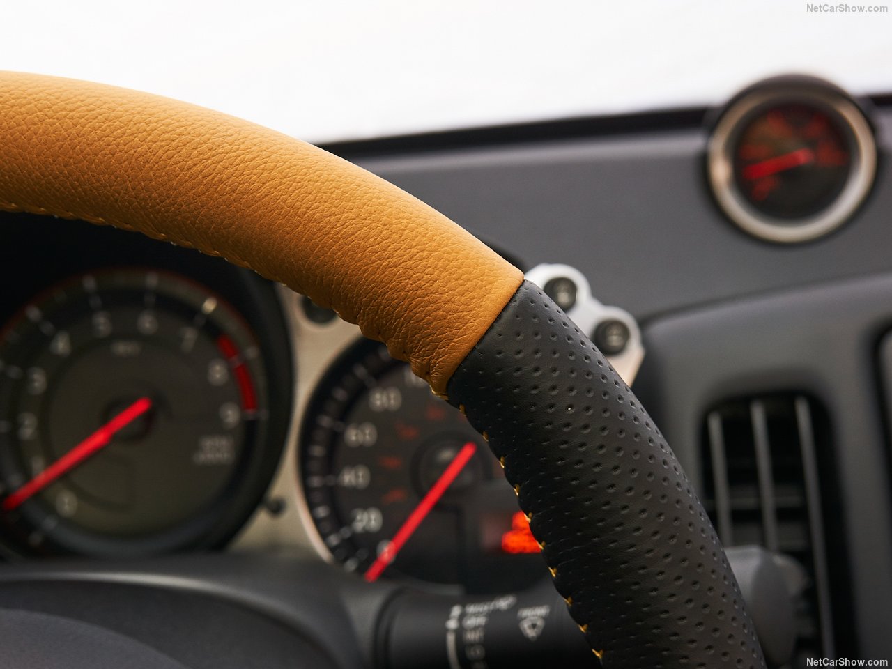 2019 Nissan 370Z Heritage Edition