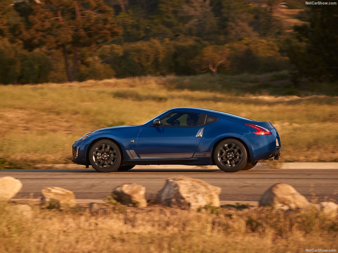 2019 Nissan 370Z Heritage Edition
