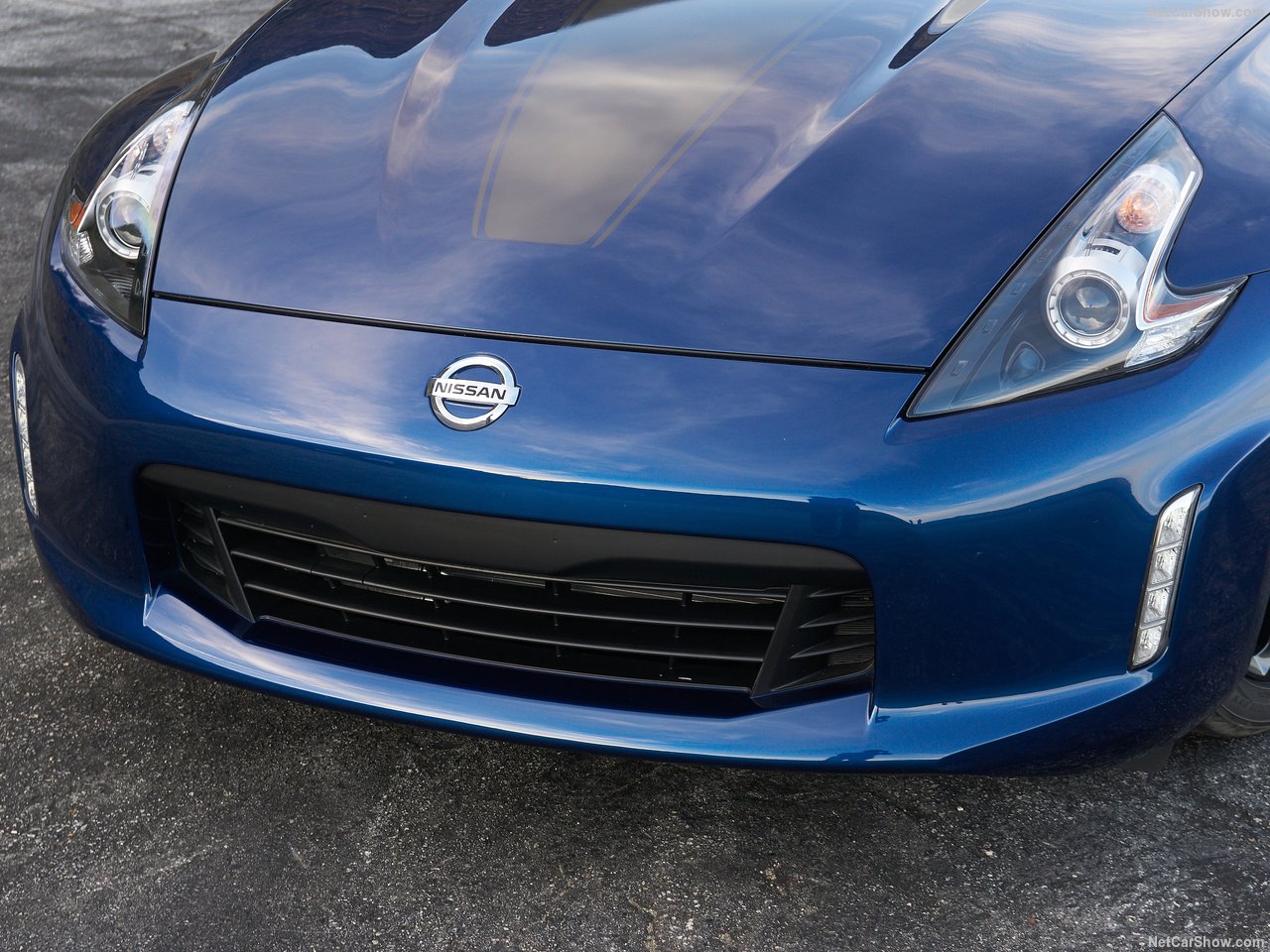 2019 Nissan 370Z Heritage Edition