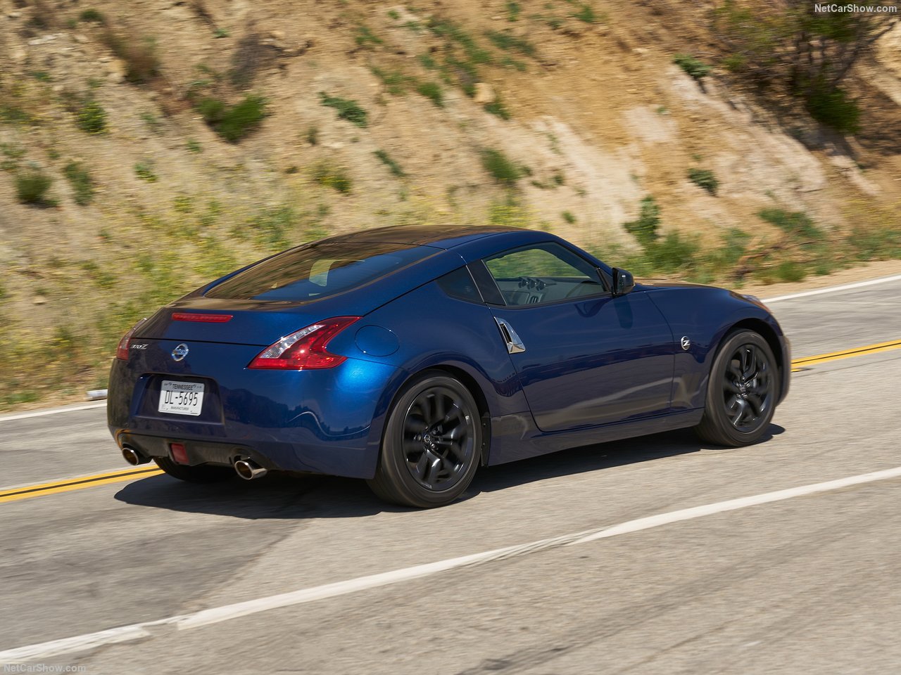 2019 Nissan 370Z Heritage Edition