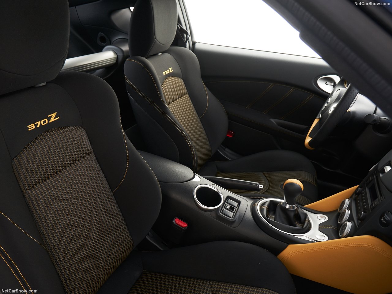 2019 Nissan 370Z Heritage Edition