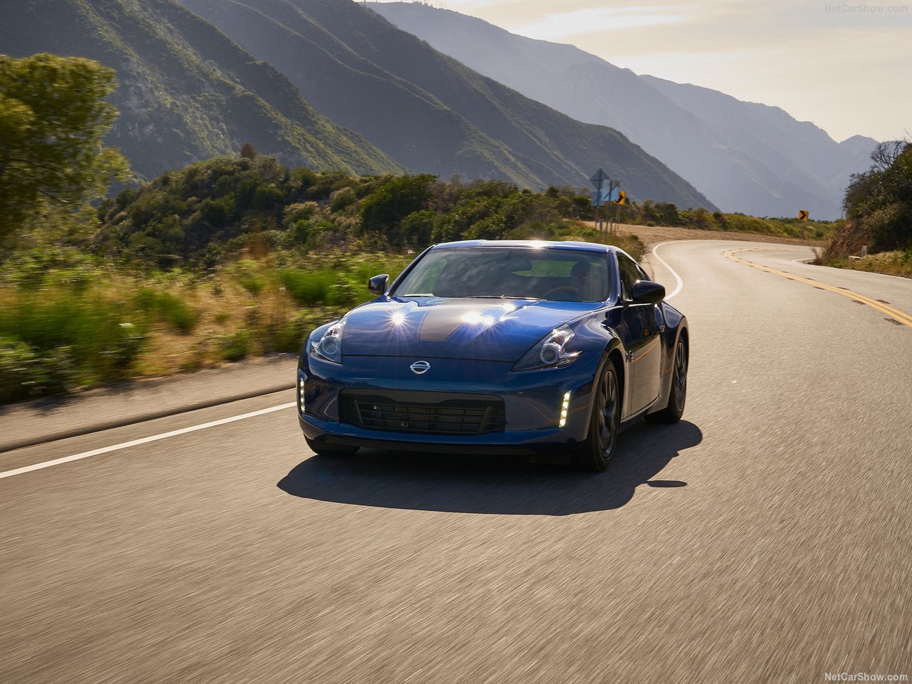 2019 Nissan 370Z Heritage Edition