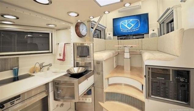 Ferrari karavan üretirse!