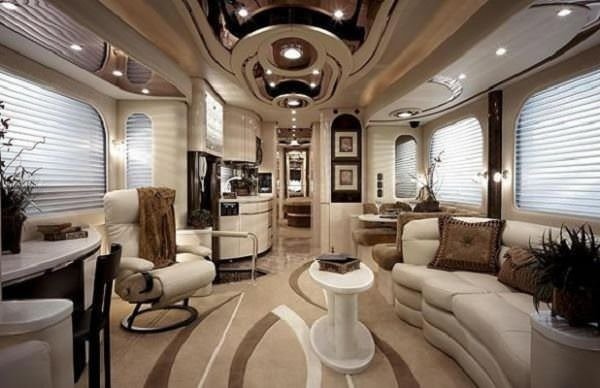 Ferrari karavan üretirse!