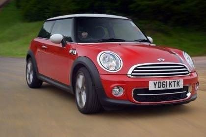 Çinliler Lamborghini Urus'u kopyaladı