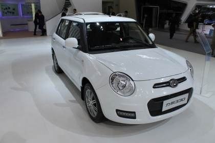 Çinliler Lamborghini Urus'u kopyaladı