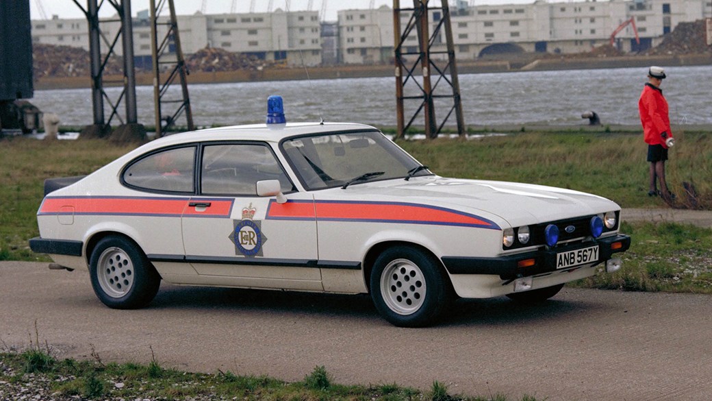 Dünyanın en pahalı ve en hızlı polis araçları!