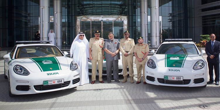 Dünyanın en pahalı ve en hızlı polis araçları!