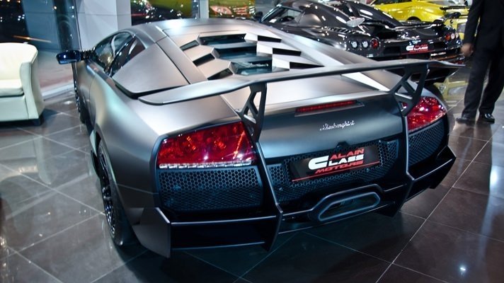 Dünyanın en lüks garajı