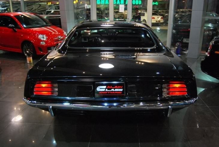 Dünyanın en lüks garajı