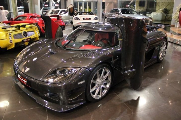 Dünyanın en lüks garajı