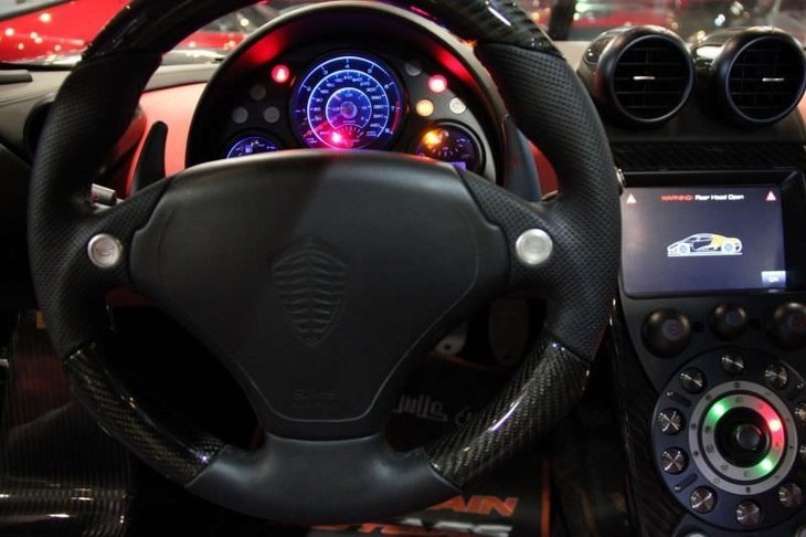 Dünyanın en lüks garajı