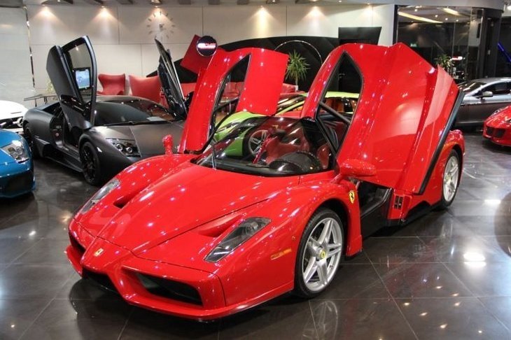 Dünyanın en lüks garajı