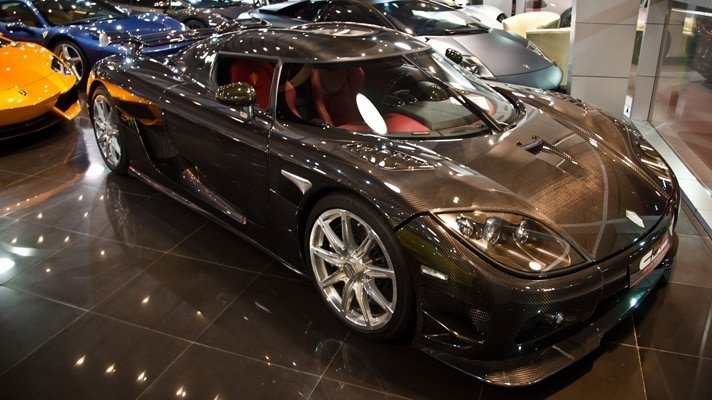 Dünyanın en lüks garajı