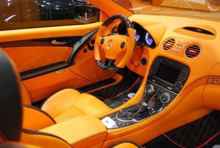 Dünyanın en lüks garajı