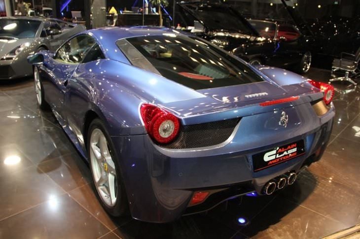 Dünyanın en lüks garajı