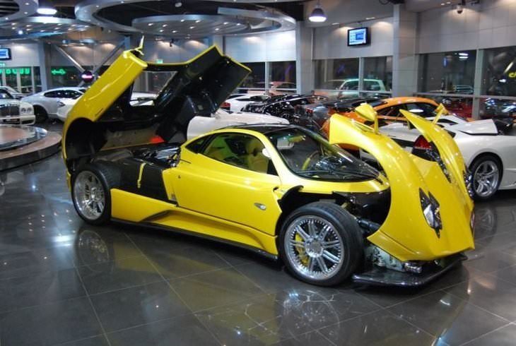 Dünyanın en lüks garajı