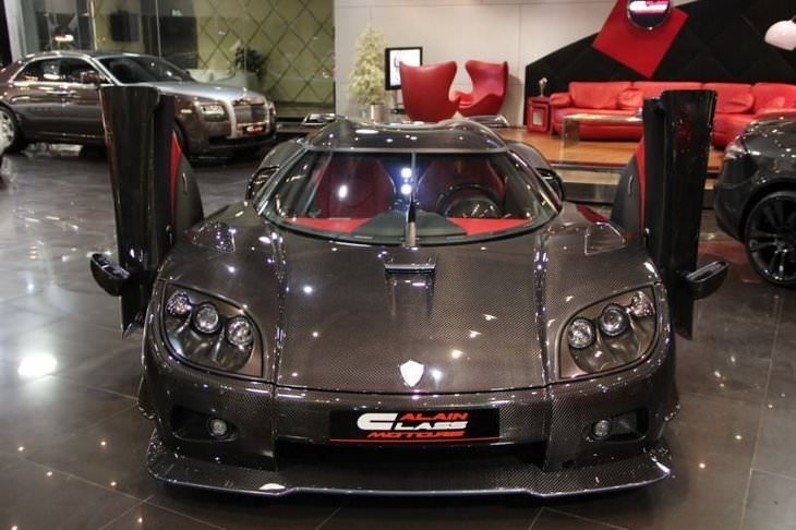 Dünyanın en lüks garajı