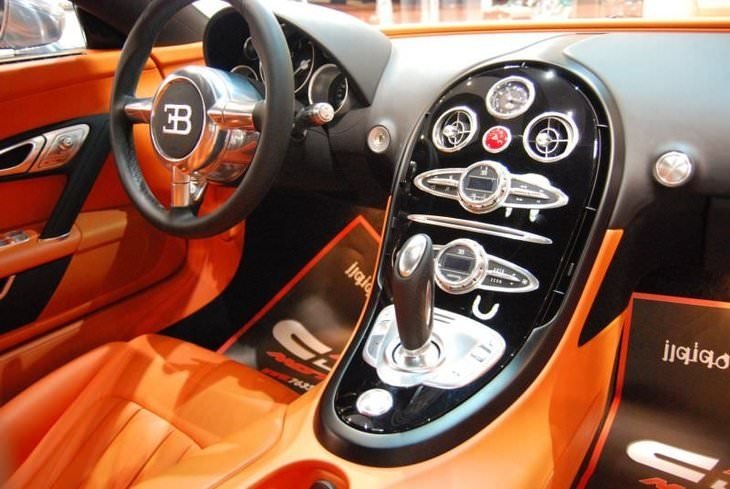 Dünyanın en lüks garajı