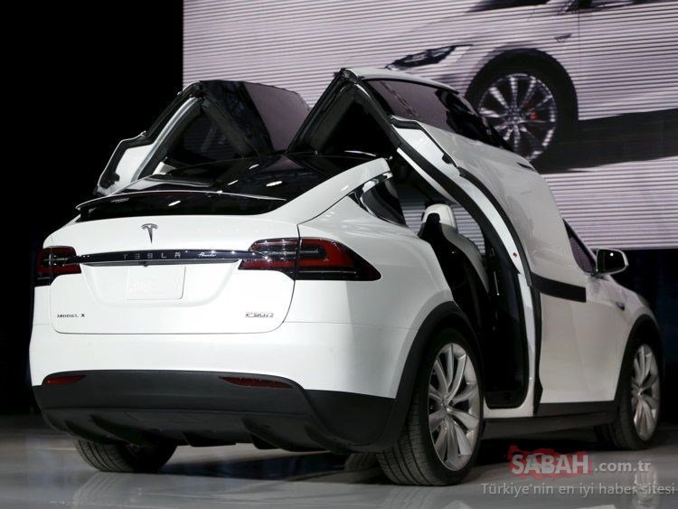 Tesla Model 3 takla attı 