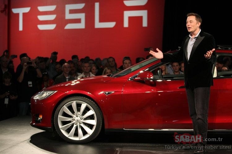 Tesla Model 3 takla attı