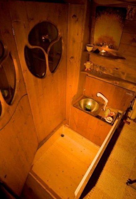 1975 model aracını yeniledi