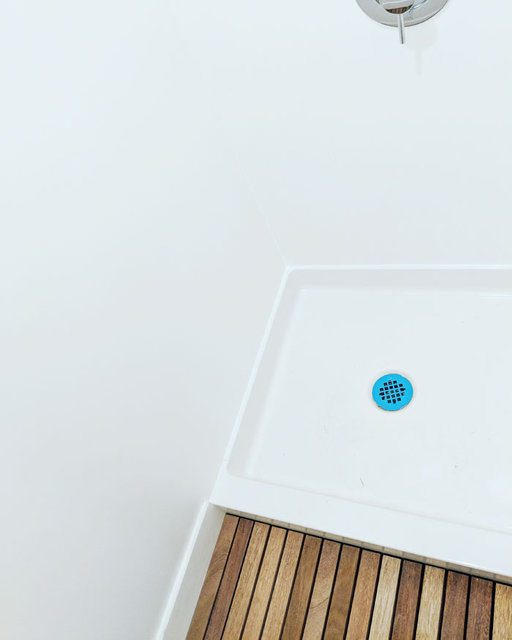 1975 model aracını yeniledi