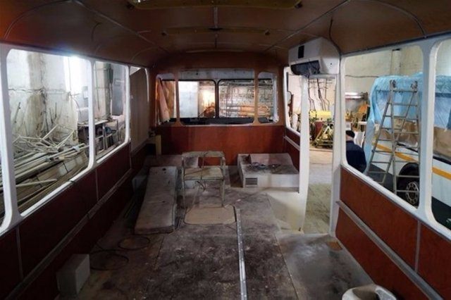 1975 model aracını yeniledi