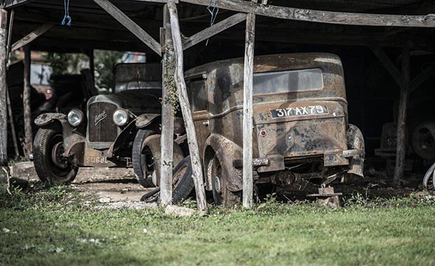 Çürümeye terk edilmiş servetler