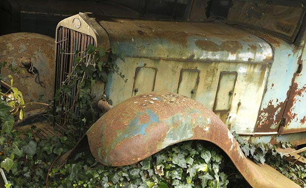 Çürümeye terk edilmiş servetler