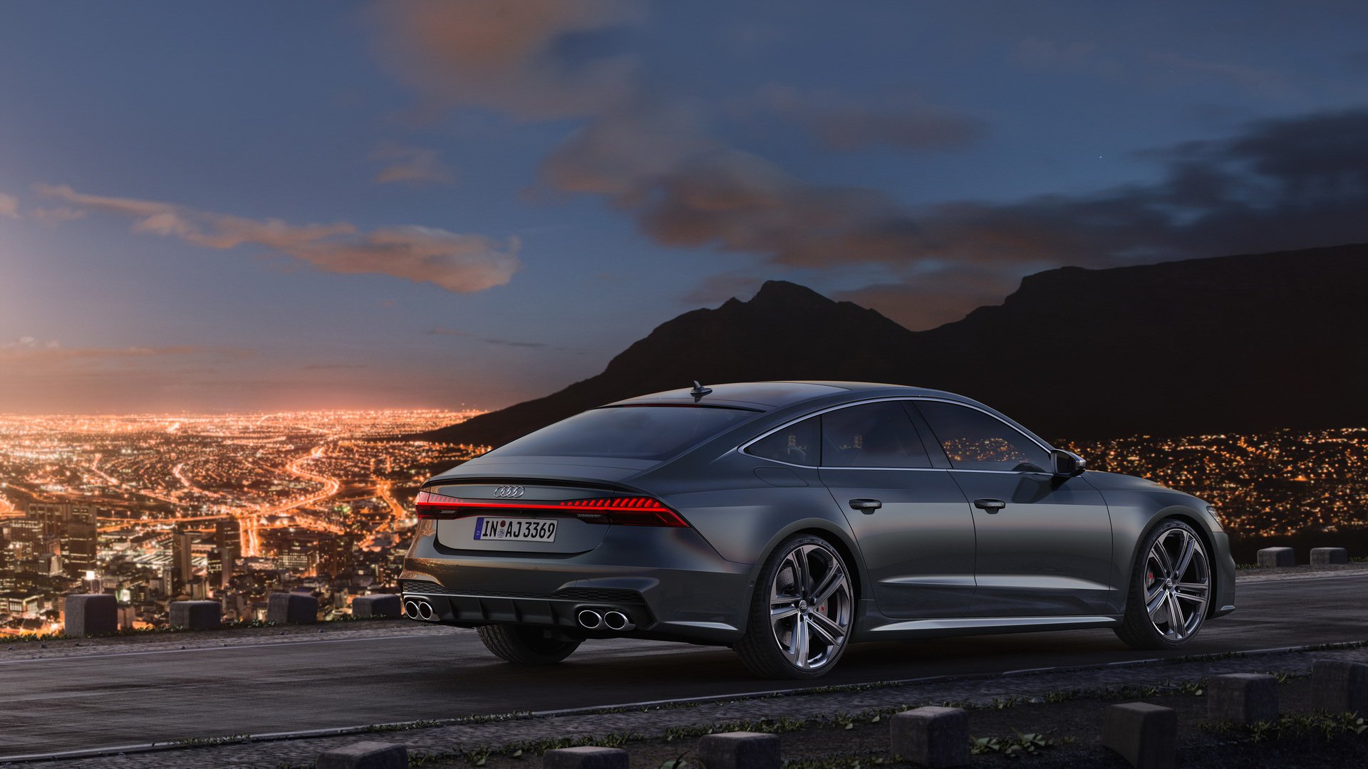 Yeni Audi S6 ve S7 tanıtıldı