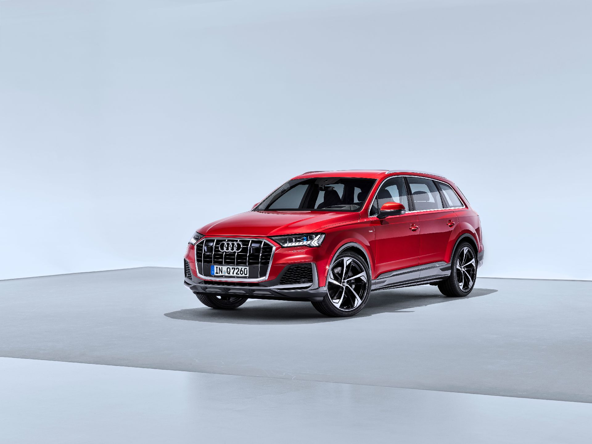 Audi Q7'ye makyaj