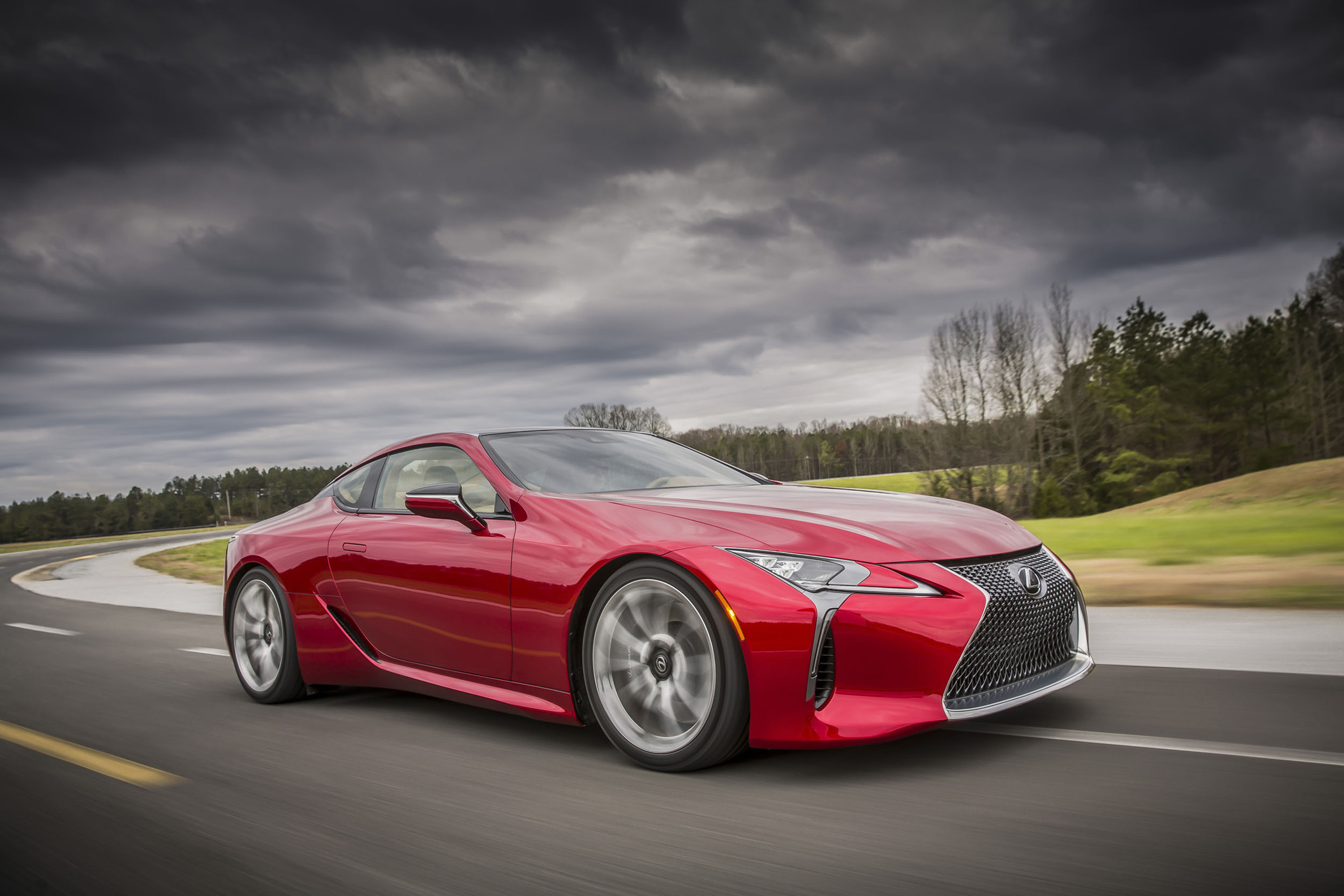 Lexus LC'nin fiyatı belli oldu