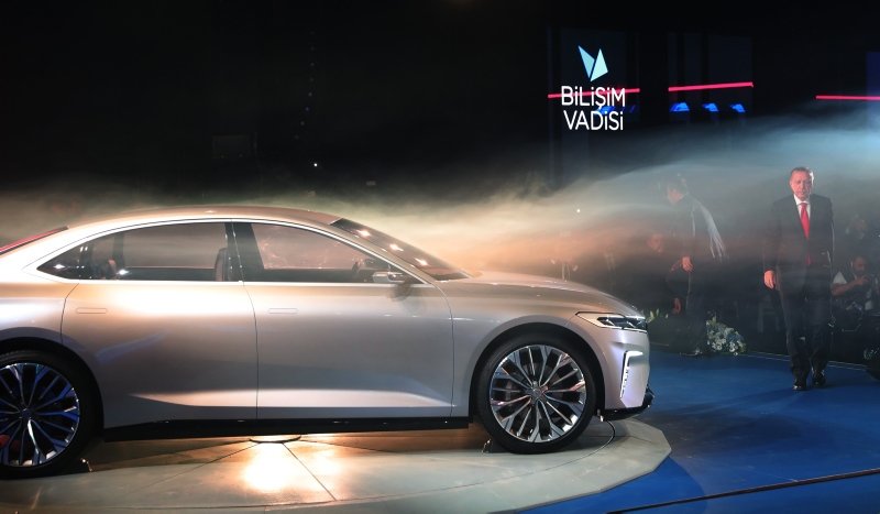 Yerli otomobil tanıtıldı