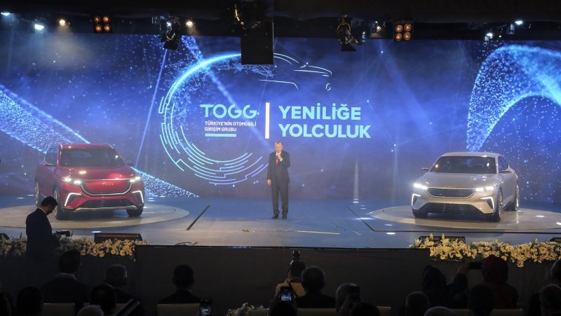 Yerli otomobil tanıtıldı