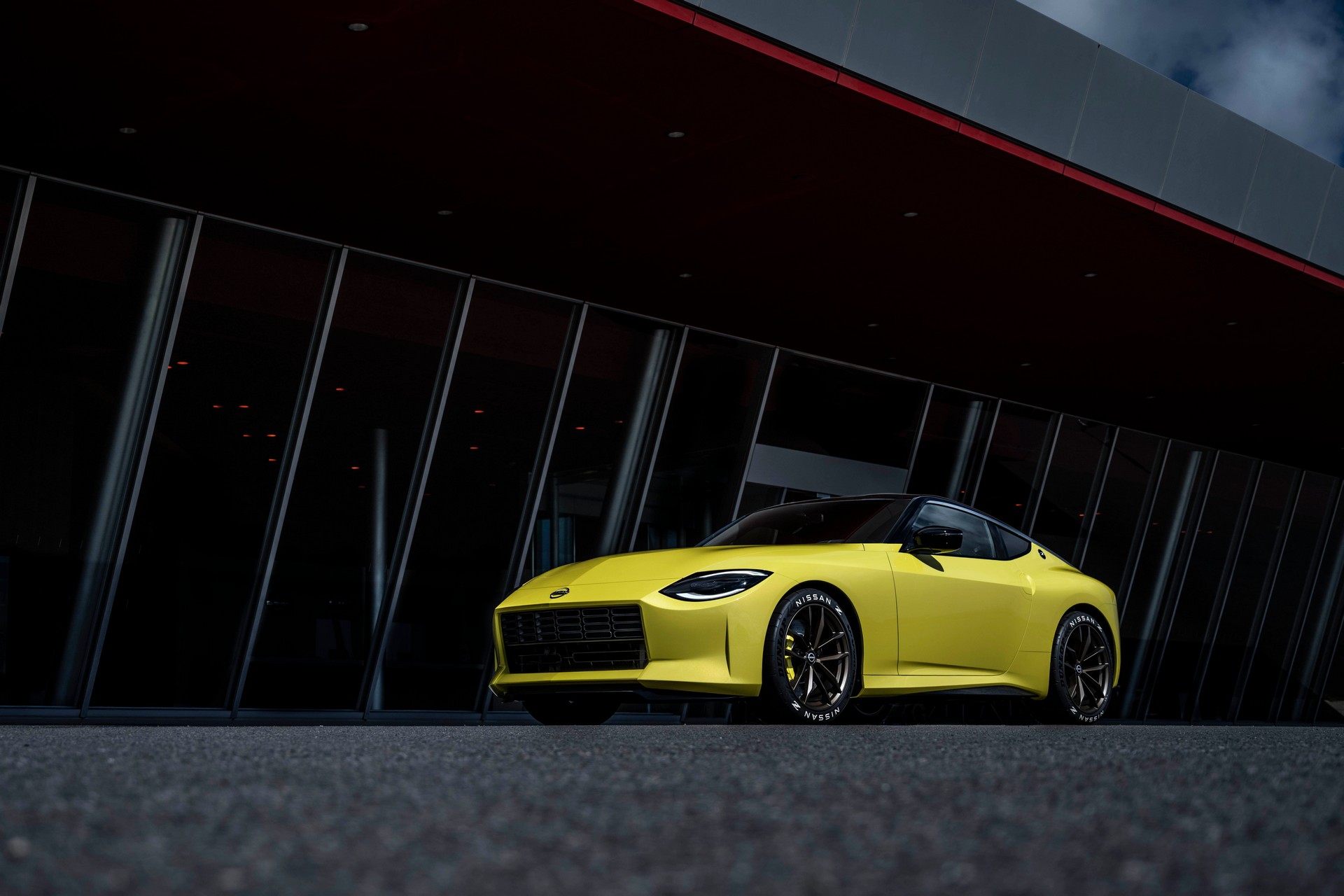 Yeni Nissan Z Coupe geliyor